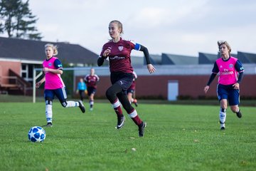 Bild 51 - B-Juniorinnen Halstenbek-Rellingen - Hamburger SV 2 : Ergebnis: 3:8